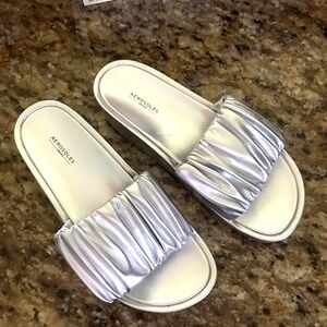 🤍Aerosoles new Silver sandals 🤍
